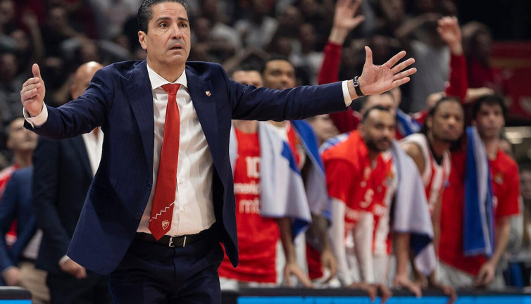 Kızılyıldız’ın koçu Žalgiris yenilgisine tepkisini basın toplantısını terk ederek gösterdi