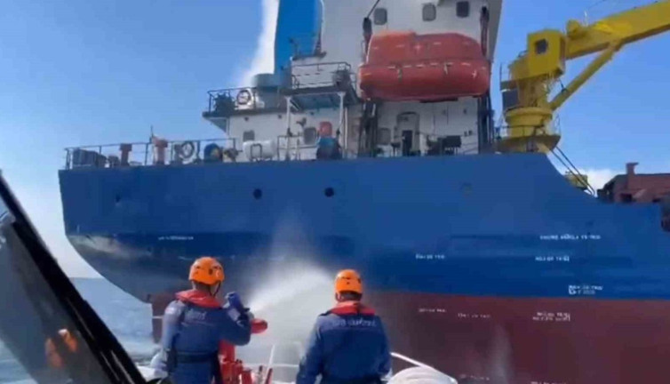 Tersanede onarımı yapıldı, 2,5 saat sonra yangın çıktı