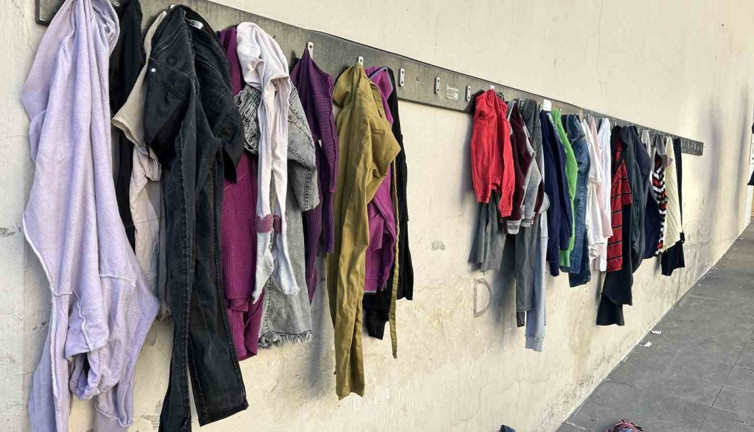 "Dolapta değil, askıda olsun"