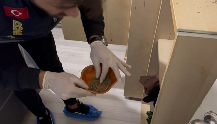 İstanbul'da uyuşturucu operasyonu (05 Kasım 2024)