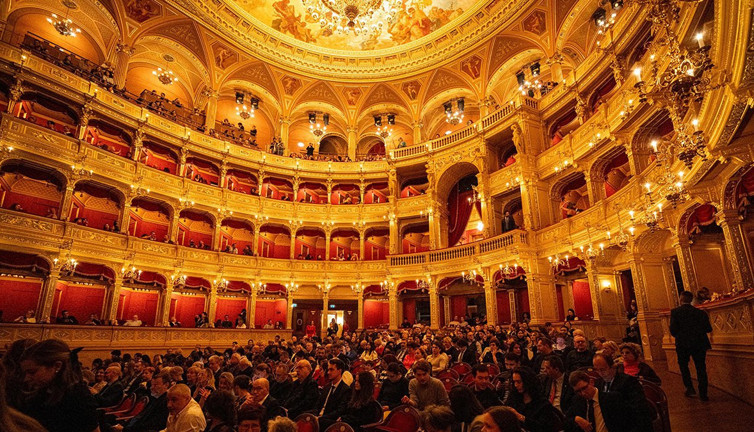 Türk operasının gururu ‘IV. Murat’ Macaristan Sahnesinde