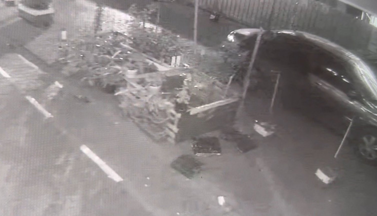 İstanbul'un göbeğinde pes dedirten hırsızlık. Onu da çaldılar