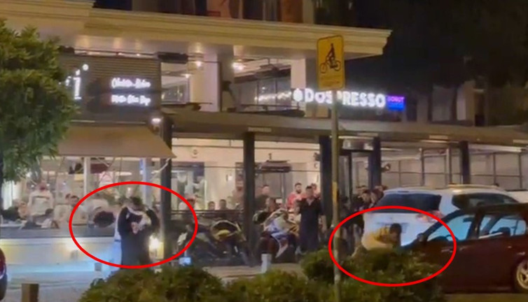 İki grup arasında çıkan tekmeli yumruklu kavga