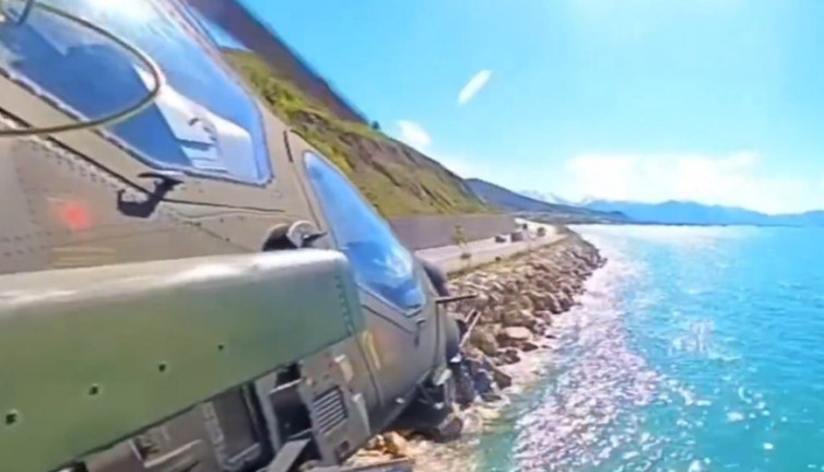 Van Gölü, Atak helikopterden görüntülendi