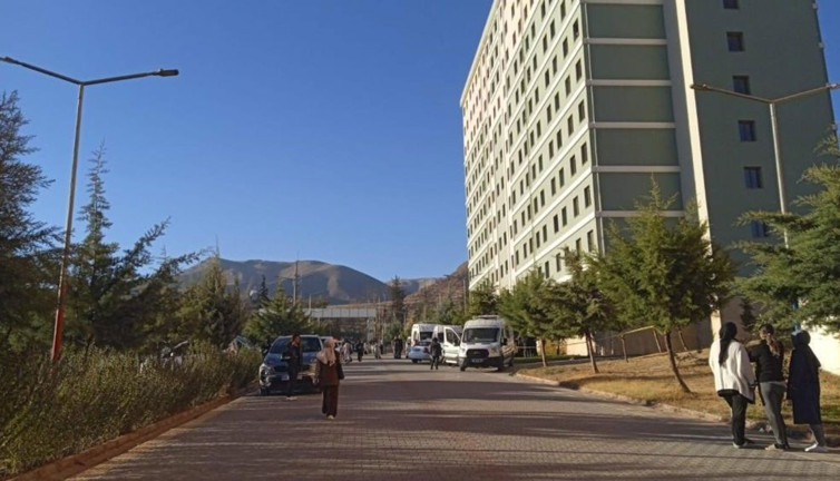 Yurdun bahçesinde cansız bedeni bulunmuştu, toprağa verildi