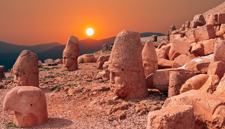 “Nemrut’tan Atina’ya köprü kurulmalı”