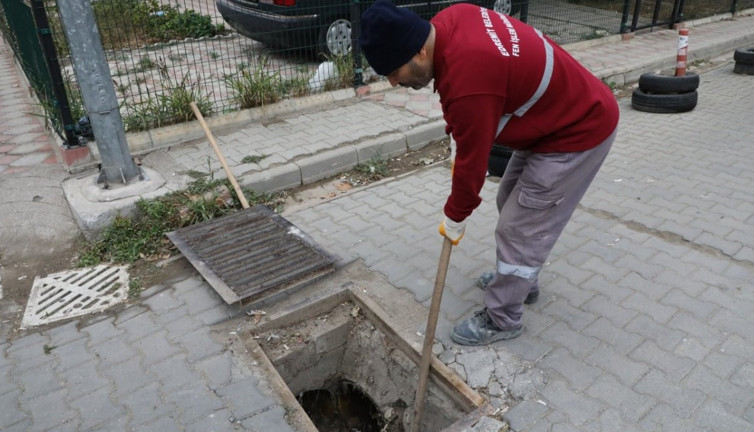 Balıkesir'de yağışlara karşı önlem alındı