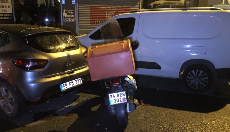 15 dakika 2 ayrı kaza yaptı