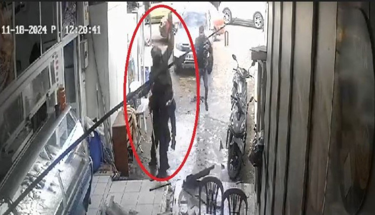 Deliği kapatırken tavandan yere çıkıldı