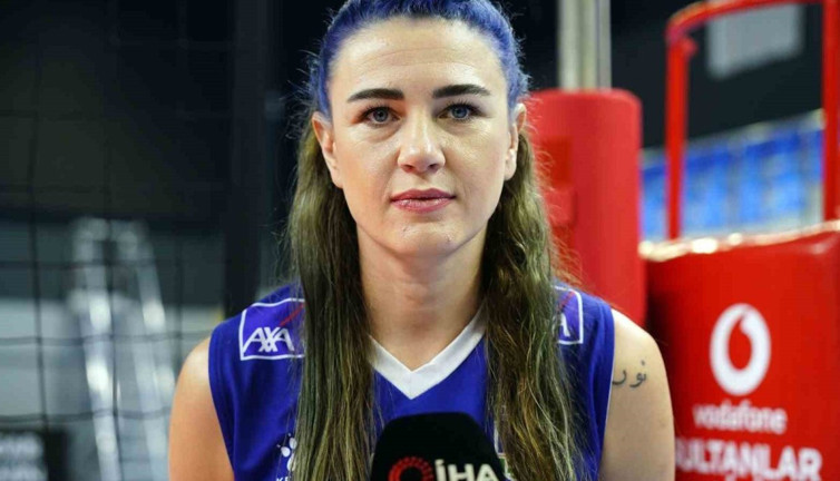 Bahçelievler Belediye Voleybol Takımı kaptanı Meryem Boz: Sahaya hem Bahçelievler’i hem de Türk kadınını temsilen çıkıyoruz