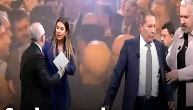 Abdülkadir Selvi ile İsmail Dükel arasında CNN Türk'te TBMM'deki bütçe görüşmeleri tartışması