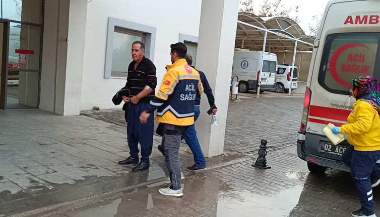 Besni'de arazi anlaşmaşlığı kanlı bitti! Taşlar, sopalar havada uçuştu: 4 yaralı