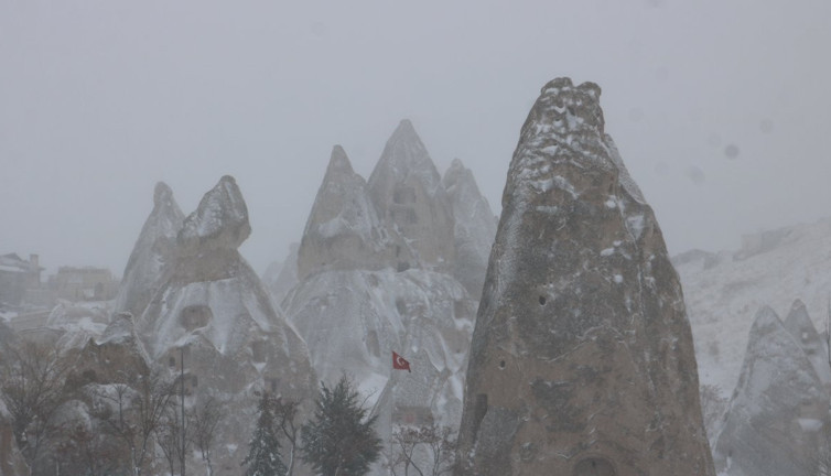Kapadokya'da "beyaz" şölen