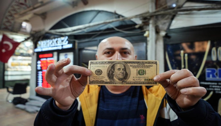 Para piyasaları uzmanlarından mesaj: Sahte dolar krizi iki hafta içinde çözülür