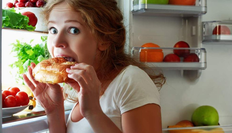 Duygusal açlıkla ilgili hayat kurtaran uyarılar uzman görüşlerinden ortaya çıktı