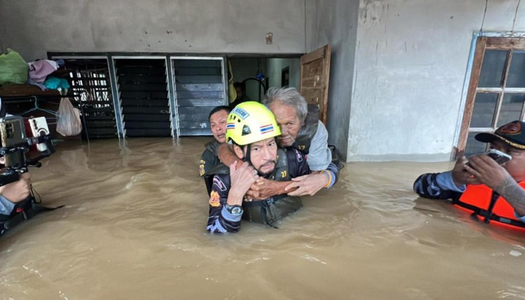 Tayland’daki selde can kaybı 9’a yükseldi