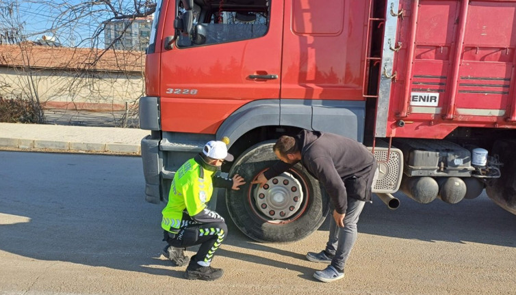 Konya'da kış lastiği denetimleri başladı