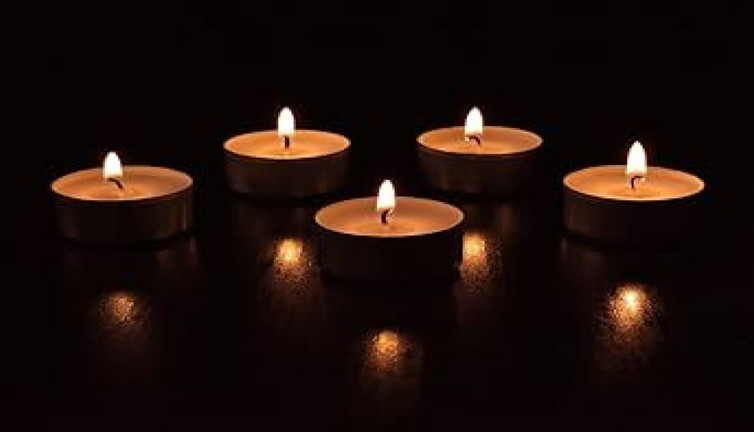 Kokulu mumlara dikkat! Migren ve solunum yolu hastalıklarına neden oluyor! Uzmanlar açıkladı