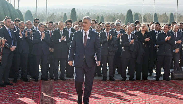 Ticaret Bakanı Ömer Bolat Türkmenistan’da