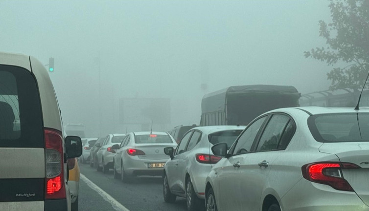 Diyarbakır’da ulaşıma sis engelli