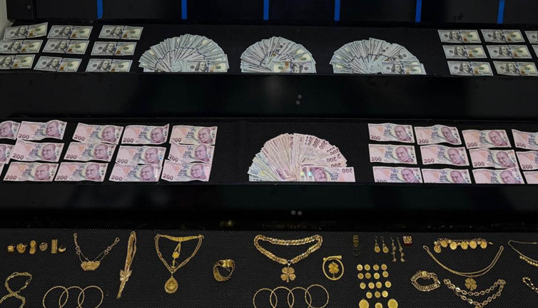 Yer Adana'nın Seyhan ilçesi. Sahte kadın doktoru skandalı