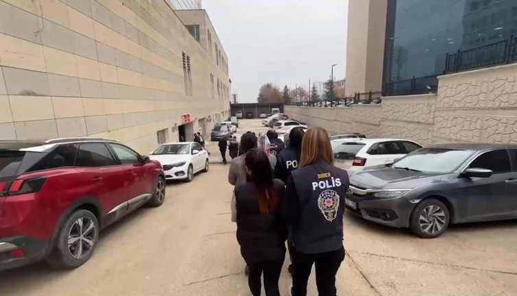 Elazığ'da 'Sahte bungalov' ilanıyla dolandırıcılık! 5 tutuklama