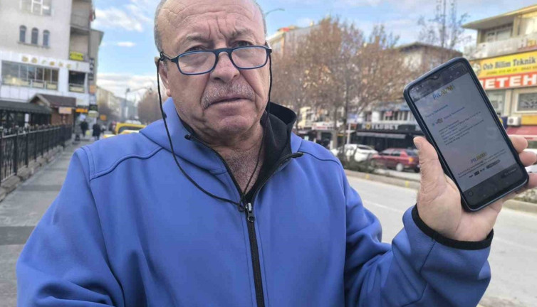 Merhametinden vurdular! Aynı kişiye 3 kez 34 bin TL kaptırdı