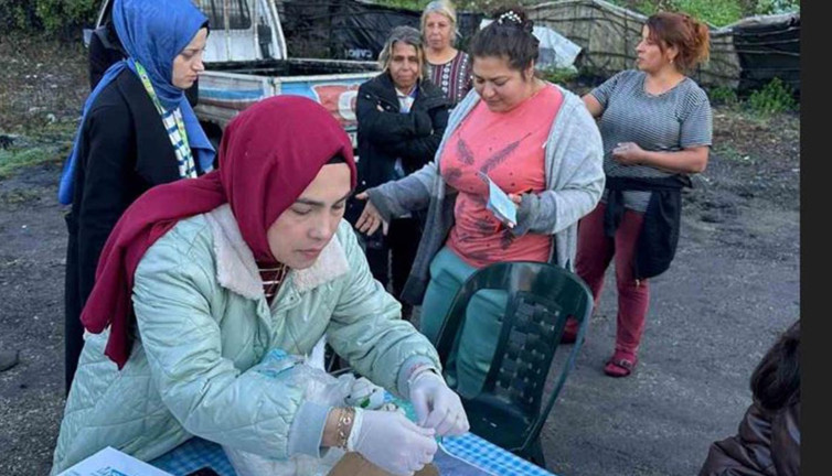 Zonguldak’ta Roman vatandaşlara sağlık desteği verildi
