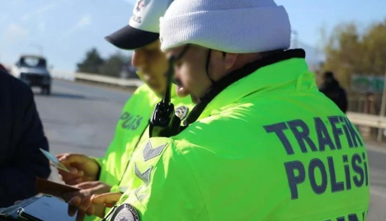Alkollü sürücüye 38 bin 672 lira para cezası kesildi