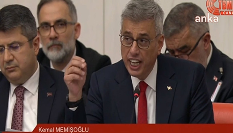 Sağlık Bakanı Memişoğlu, mitomani dedi, Meclis karıştı! Vekilleri kızdıran mitomani kelimesi ne anlama geliyor