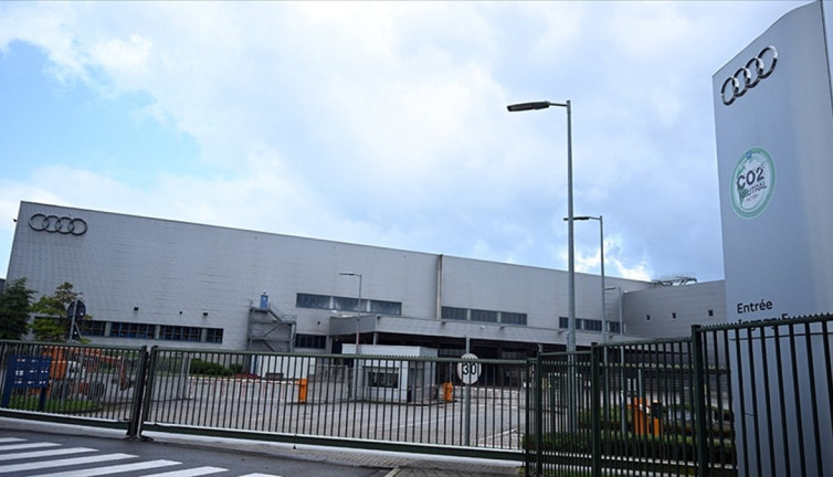 Otomobil devi AUDI kapatacağı Brüksel fabrikasında sendikayla anlaşamadı
