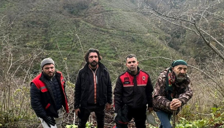 Ava çıkan adam ormanlıkta ölü bulundu