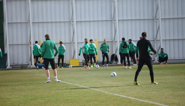 Konyaspor Rizespor deplasmanına hazır