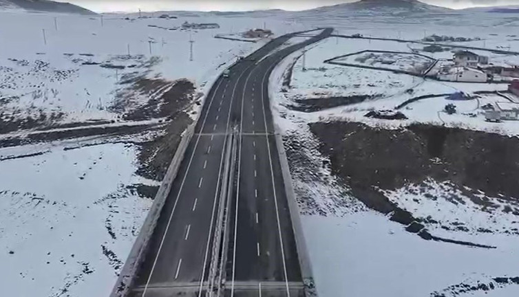 Ardahan’da Kura Viyadüğü trafiğe açıldı: 276 metre uzunluğunda
