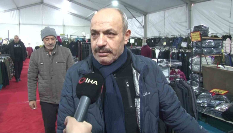 Ataşehir’de indirim çadırına yoğun talep