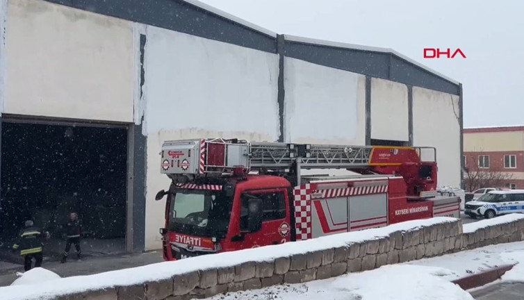 Tamir için girdiği plastik doğrama kazanında öldü