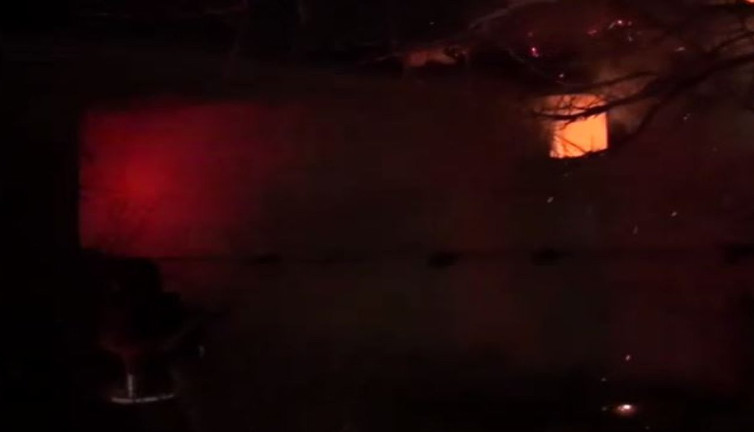 Afyonkarahisar'da bahçe evi yanarak kül oldu