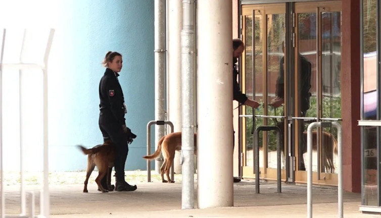 Avusturya'da bomba paniği: 16 okul kapatıldı