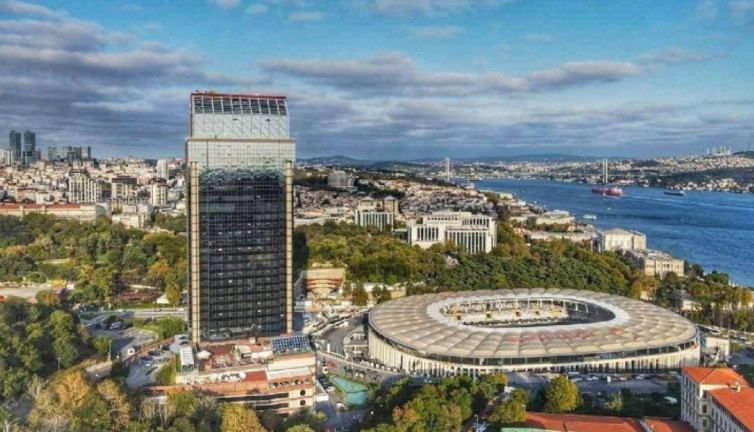 İstanbul Boğazı'nda satılık otel sarı ilanlarda. Boğaz manzaralı denize sıfır prestij Full+full