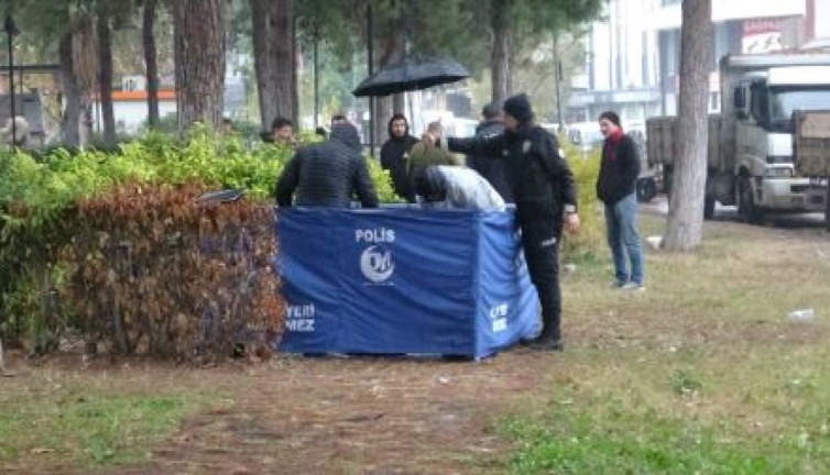 Ceset şemsiye altında incelendi