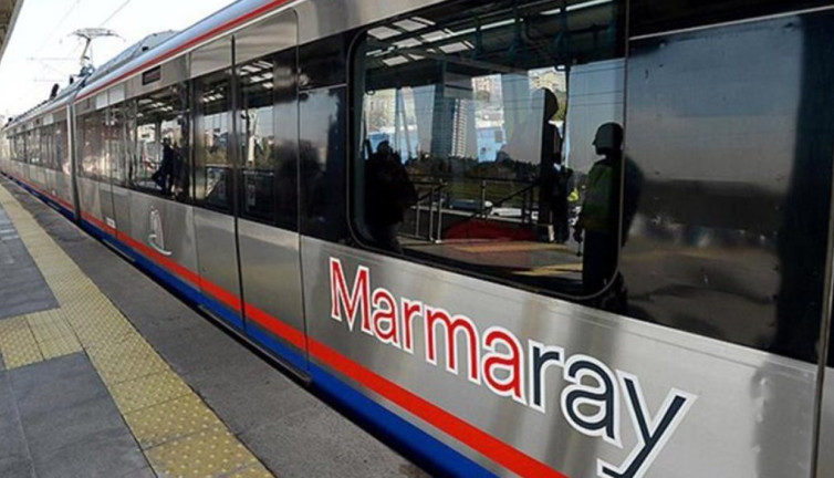 Marmaray'da intihar! Seferler gecikmeli yapılıyor