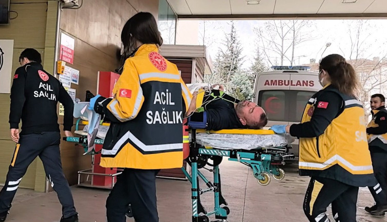 Bursa'da fabrika inşaatında elektrik akımına kapılan işçi ağır yaralandı