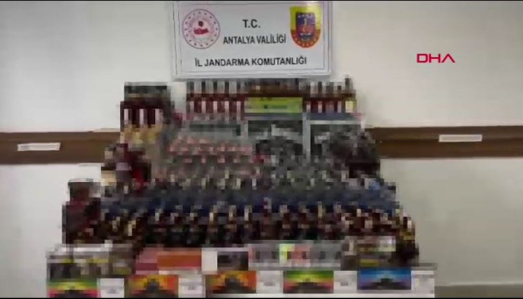 Yılbaşı öncesi kaçak alkol ve tütün operasyonu: 1.1 milyon lira değerinde