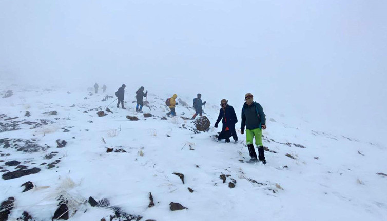 Hayal dağına tırmandılar