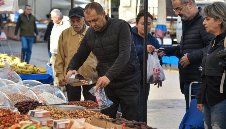 Evde yılbaşı sofrasının maliyeti dudak uçuklattı!