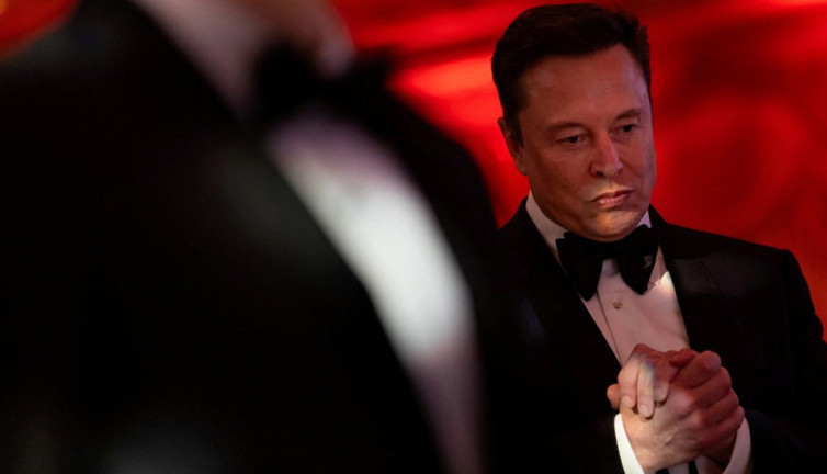 Elon Musk bir kez daha sansür iddialarının gündeminde