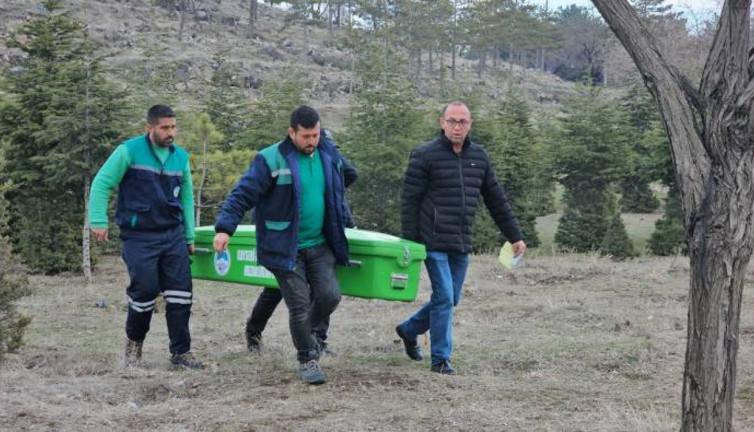 Günlerdir haber alınamıyordu, tabancayla vurulmuş şekilde ölü bulundu