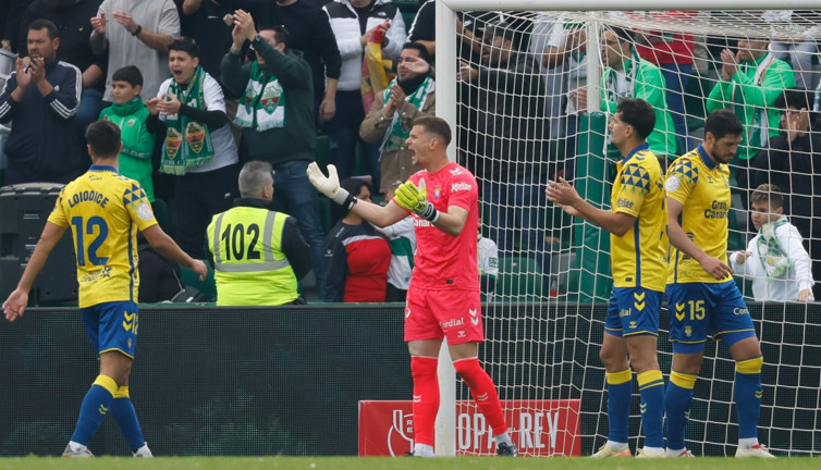 Las Palmas, Elche'den fark yedi