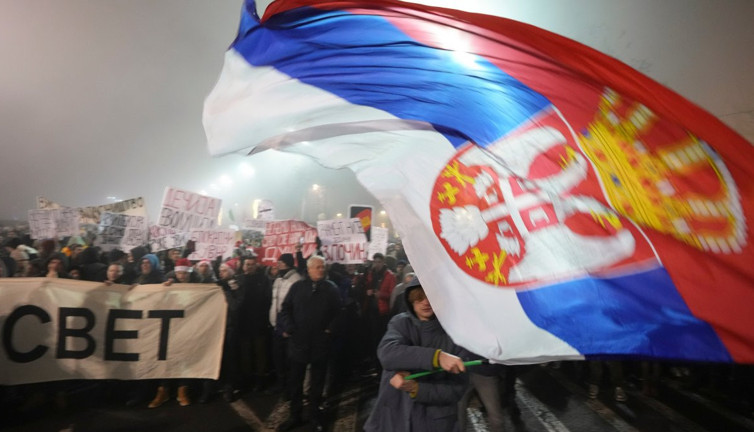 Sırbistan’daki öğrenci protestoları büyüyor