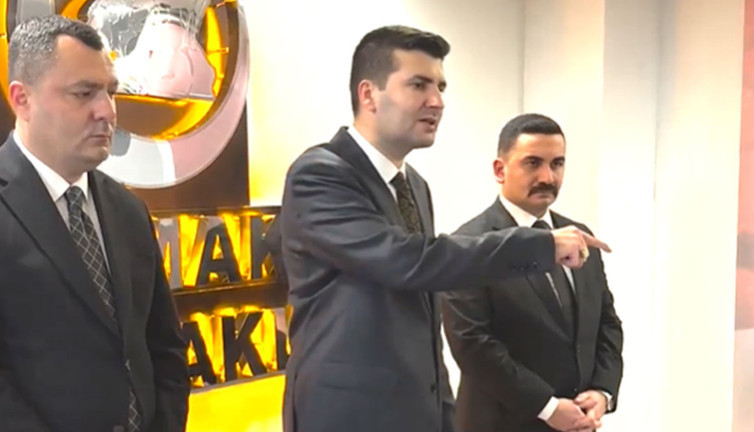 Dervişoğlu’nun “topaç” benzetmesi MHP’yi çıldırttı! Tehdit Ülkü Ocakları’ndan geldi